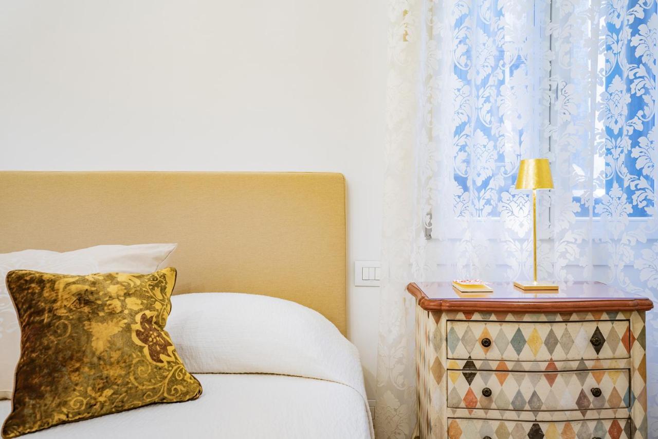 Ca' San Beneto Completely Refurbished In A Fabulously Central Area Venecia Exterior foto